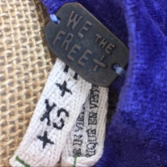 FREE PEOPLE Milan Velvet Pullover size XS - Picture 6 of 7